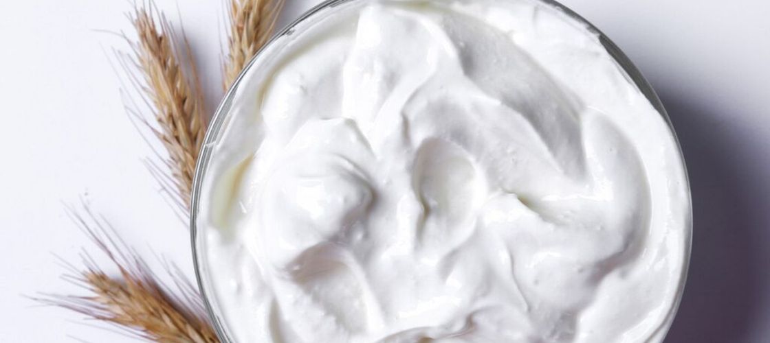 Nutriționist: „Dacă mănânci iaurt pentru că e sănătos, află că există un aliment mult mai eficient pentru microbiomul intestinal”/ Include-l în dieta zilnică