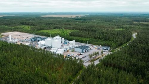 Finlanda a inaugurat prima fabrică industrială de biogaz lichefiat / Gunoiul de grajd va alimenta transportul greu