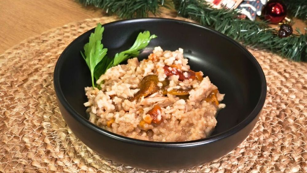 VIDEO | Rețetele Juanitei | Pilaf tradițional românesc/ Cu pui și ardei copți gătiți separat în stil risotto/ Poate fi fel principal sau garnitură