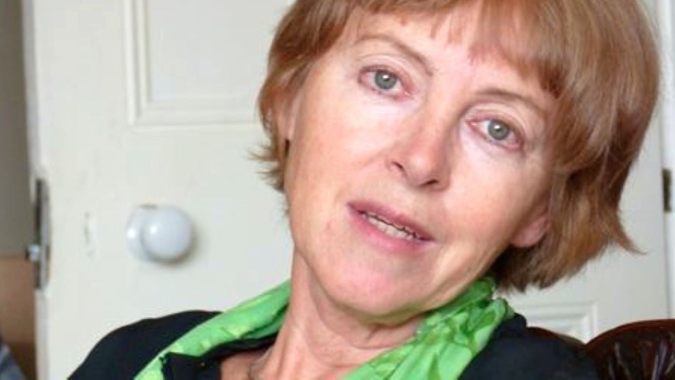 Încercând să documenteze bucătăria rusească în anii '70, o reporteră britanică de la Reuters avea să descopere goana continuă după mâncare și fastul dispărut al perioadei țariste