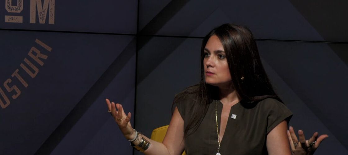 VIDEO | România pierde oportunități turistice / Anita Huzum: „Ne utăm cu jind la cum se prezintă alte țări la târgurile din afară, unde noi lipsim cu desăvârșire”
