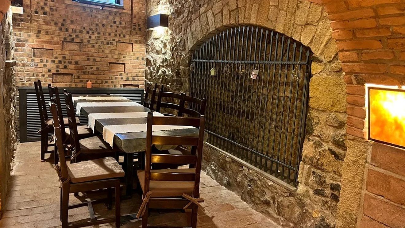 Shakespeare, crama „bântuită” din Baia Mare: Locul unde s-ar putea să nu-ți poți savura mâncarea dacă auzi poveștile despre fenomenele ciudate care s-ar fi petrecut acolo