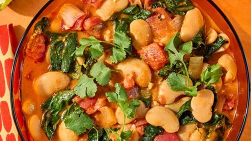 Fasole cu curry în stil thailandez, o rețetă simplă și gustoasă / Ideală pentru o cină ușoară și sănătoasă