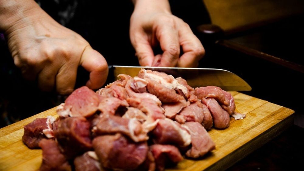 Medic italian: „Nu ai nevoie de diete pentru a pierde în greutate, ci doar de patru reguli simple” Mestecă, mănâncă ziua și elimină câteva alimente