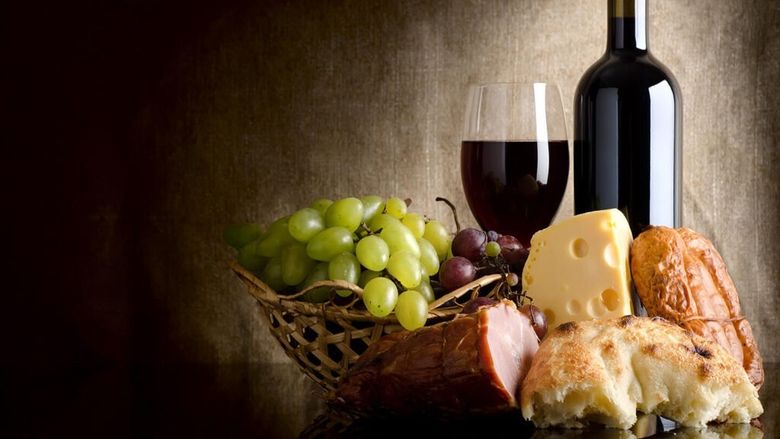 E bine să bem un pahar de vin în fiecare zi ? Cardiolog: „Nu îl putem numi un obicei sănătos”