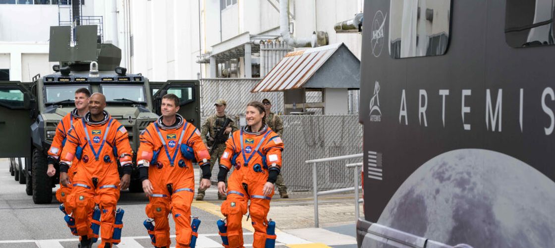 Ce mănâncă astronauții NASA plecați spre Lună: meniul surprinzător din misiunea Artemis II, care durează 10 zile