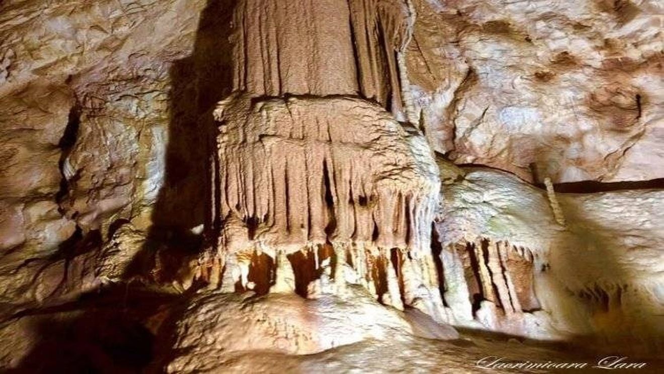 Tăietorii de sare din Maramureșul medieval, meseria nobilă care a modelat târgurile și tradițiile/Sarea era folosită ca monedă de schimb, iar râul Tisa era calea cea mai facilă pentru transportul „aurului alb”