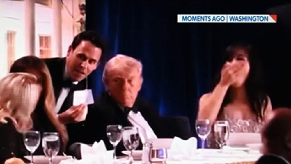 VIDEO | Focuri de armă la cina corespondenților de la Casa Albă / Donald Trump și Melania, evacuați de urgență de Serviciul Secret