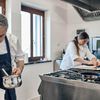 FOTO | Doi români lansează în Italia un restaurant cu bucătărie experimentală / Localul, amplasat într-o construcție moderană care arată ca o piramidă și care a fost gândită ca un centru dedicat plantelor medicinale