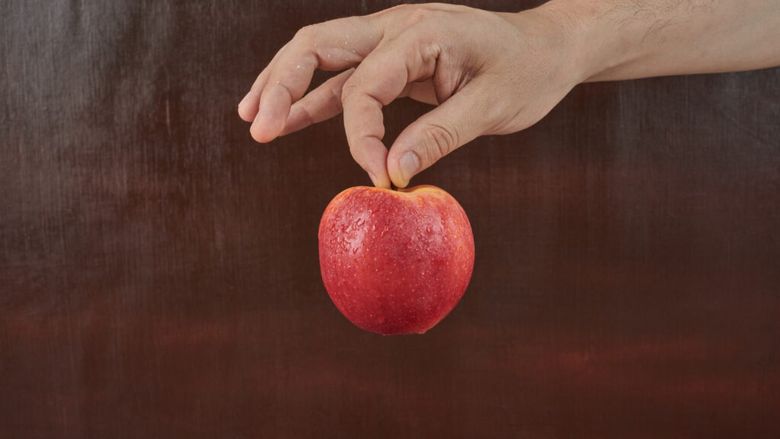 Cartilaj uman crescut în laborator cu ajutorul merelor / Cercetătorii folosesc structura celulară a fructelor pentru a crea țesuturi care ar putea repara articulațiile / Tehnologia este încă în stadiu experimental