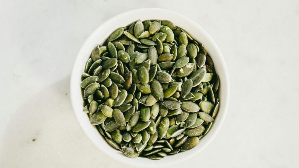 Semințele de dovleac pot ajuta la gestionarea diabetului / Acestea sunt bogate în grăsimi sănătoase, proteine, fibre și minerale, inclusiv magneziu, zinc și fier