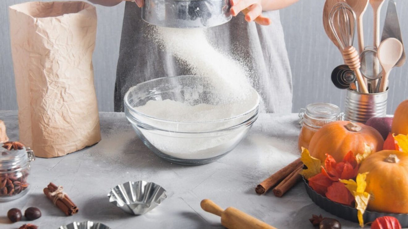 Tania Fântână, nutriționist, despre făinurile alternative: Ca proprietăți nutritive, cele mai sănătoase sunt cele din nuci și semințe / Ce dezavantaje au aceste produse lăudate?