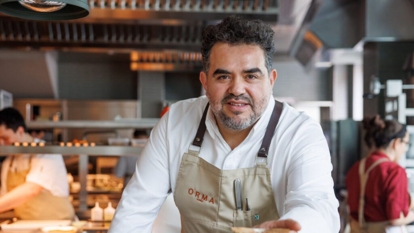 FOTO | Un chef cu stea Michelin a gătit la București. Cum a fost meniul semnat de Roy Cáceres