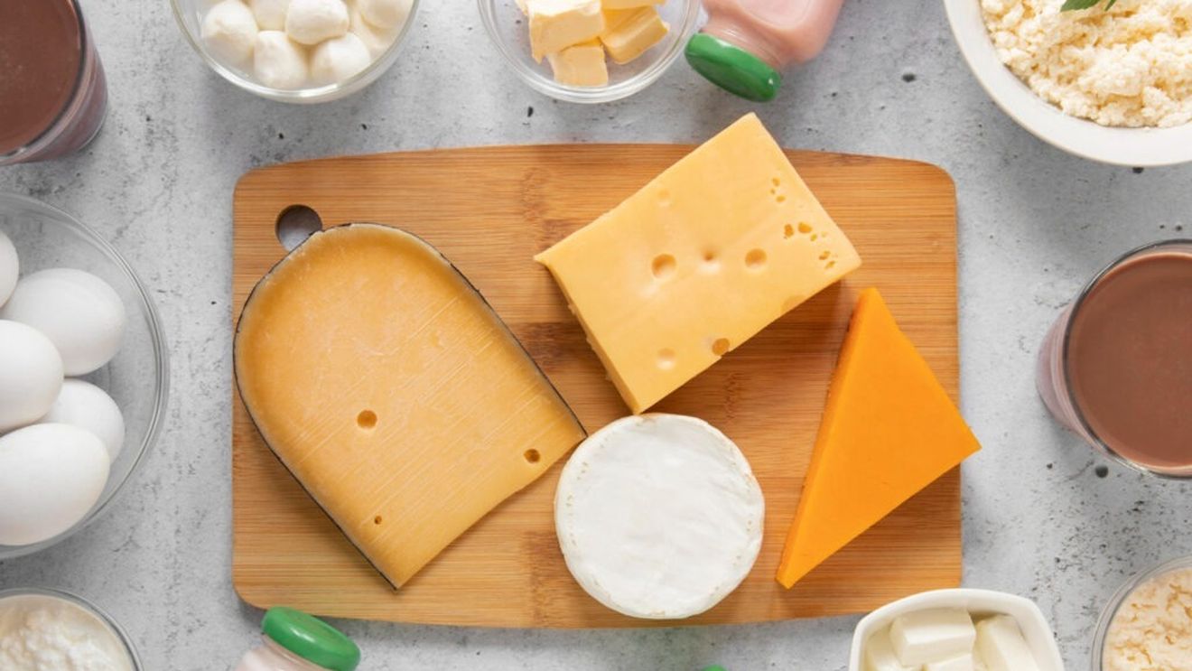 Lactatele grase și riscul de demență / Concluziile unui un nou studiu arată ce fel de legătură este între ele, dar experții cer prudență / De ce cercetătorii nu recomandă schimbări rapide în dietă