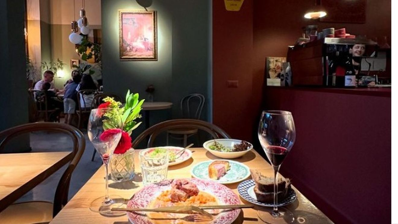 Restaurantul PAPILA din centrul Capitalei, renovat cu 65.000 de euro. Proprietarii se extind cu o locație dedicată ramen și renunță la parteneriatele cu platformele de livrare