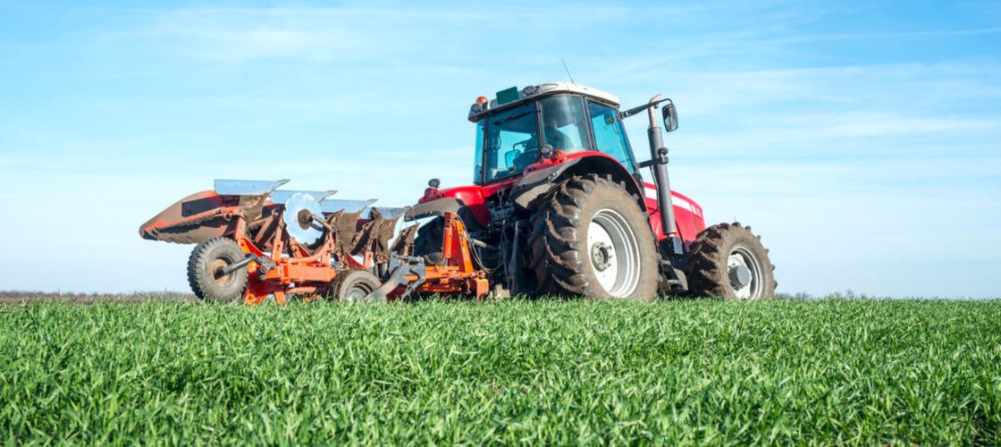 Statul pregătește 620 de milioane de lei pentru reducerea accizei la motorina utilizată în agricultură în 2026 / Autoritățile spun că măsura este necesară pentru a menține stabilitatea sectorului agricol într-un context economic dificil