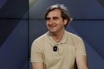 VIDEO | De ce nu poți bea apă dintr-un pahar în spațiu și ce se întâmplă dacă un astronaut plânge / Adrian Șonka: „Rămâi cu două bule mari la ochi”
