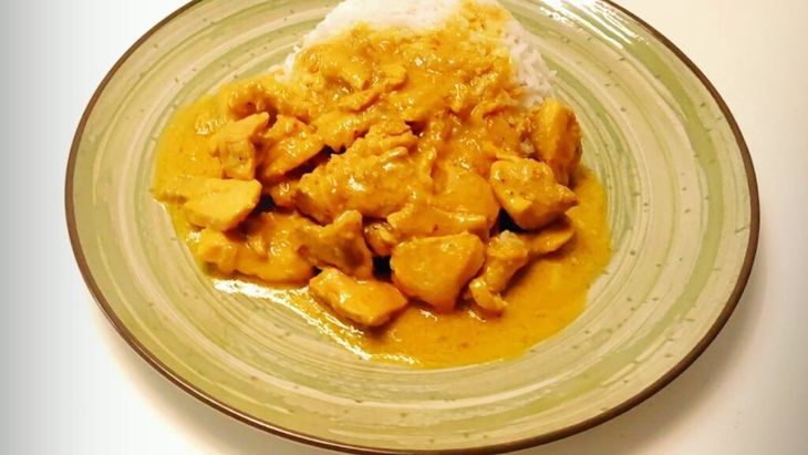 VIDEO FOTO | Chicken Korma Bangladeshi, o rețetă cu poveste. O fetiță cu autism a aflat totul despre Bangladesh de la o profesoară venită în vizită prin programul Erasmus