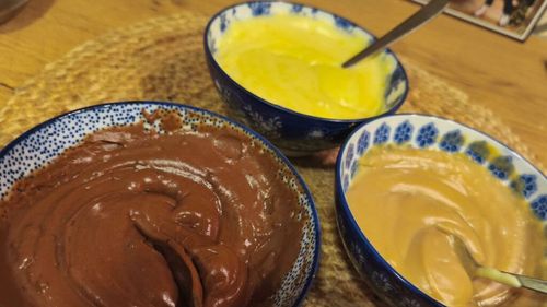 VIDEO | ABC în bucătărie | Cum prepari cel mai simplu patru tipuri de cremă plecând de la crema de patiserie clasică