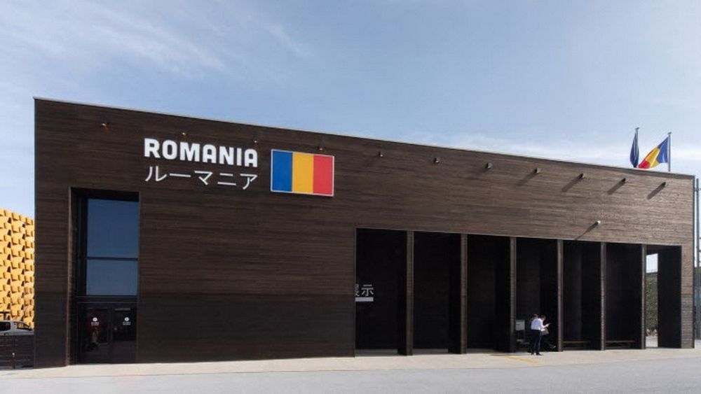 VIDEO | Mici, sarmale, salată de vinete, tocăniţe, ostropel, ciorbă de perişoare sau papanaşi şi salam de biscuiţi - degustare la Pavilionul României de la Expo 2025 Osaka/ Andra Grosu, unul dintre bucătarii care le pun pe masă japonezilor bucate româneşti