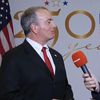 VIDEO | Ambasadorul SUA la București, cu rădăcini est-europene, între sarmale și burgeri: „Le vreau pe amândouă”