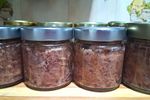 VIDEO & FOTO pas cu pas. Carne gătită direct în borcan. O pregătești o dată și o ai oricând la dispoziție. Se pot face astfel conserve din orice fel de carne, schimbând aromele