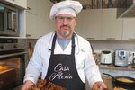 FOTO | A renunțat la viața din Germania pentru a deschide Punct Gastronomic Local în Banat / Arpad Szabo: „Din păcate, oamenii din jurul nostru nu prea mai pun nimic în grădină. Nu pot lua brânză de la ciobanii din zonă, pentru că nu au acte”