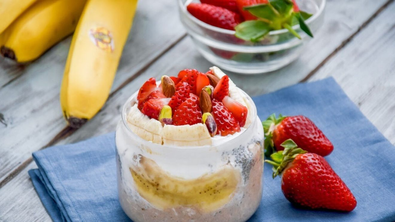 Deserturi irezistibile cu căpșuni: Trei rețete perfecte pentru orice ocazie, de la cheesecake la tiramisu și înghețată de casă