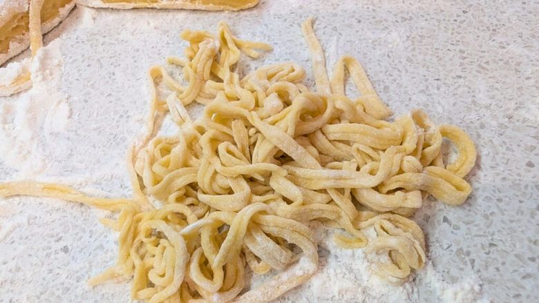 Cele 5 alimente „otrăvitoare” care trebuie eliminate din dietă, potrivit celui mai mare expert italian în longevitate