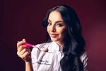 VIDEO | Alexandra Beatrice, Pastry Chef: „Consumatorii au început să fie mult mai atenți și sunt tentați să încerce lucruri noi” /Cum s-au schimbat gusturile românilor la desert