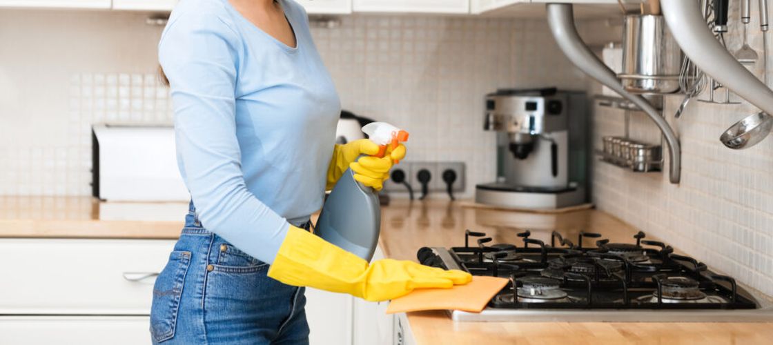 Curățenia de primăvară: Cele mai murdare 6 locuri din bucătărie pe care aproape toată lumea le ignoră