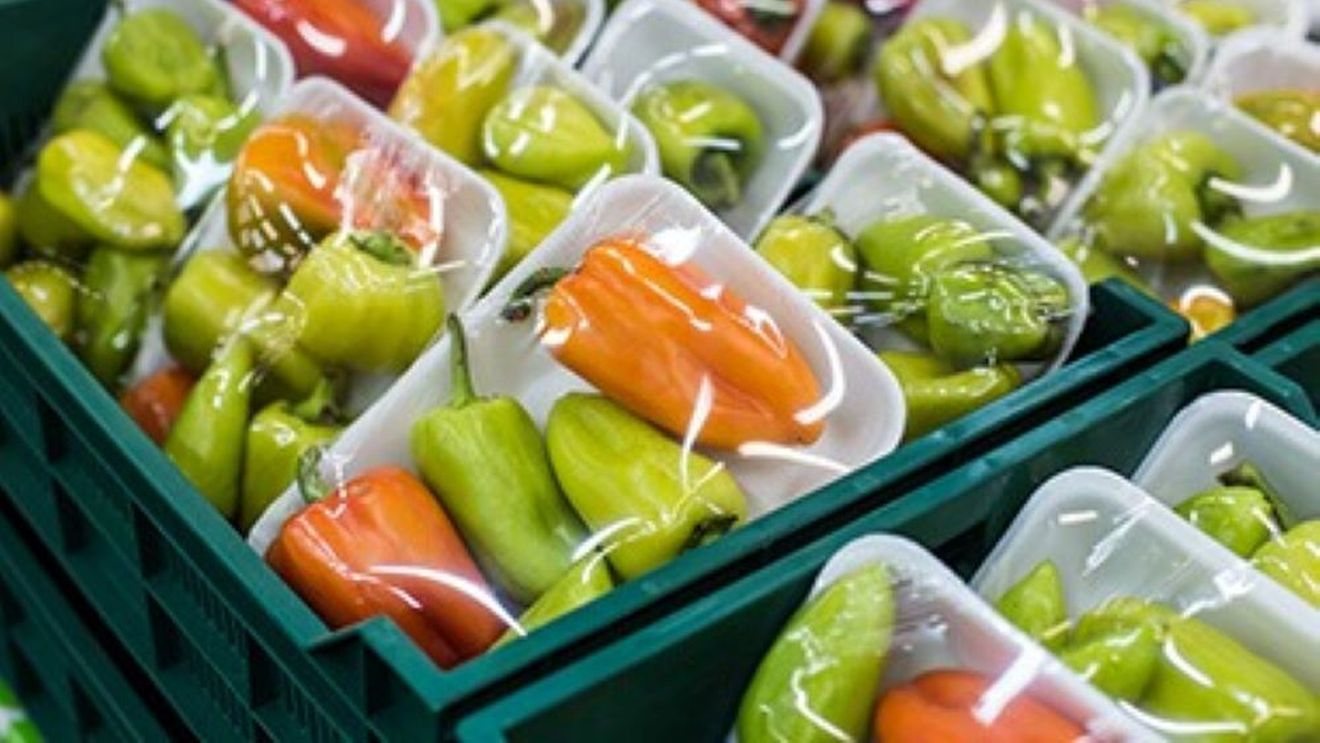 Nouă strategie alimentară din Helsinki: 50% mai puțină carne în instituțiile publice / „Nu are sens ca un oraș să finanțeze combaterea schimbărilor climatice și să crească emisiile prin achiziții alimentare”