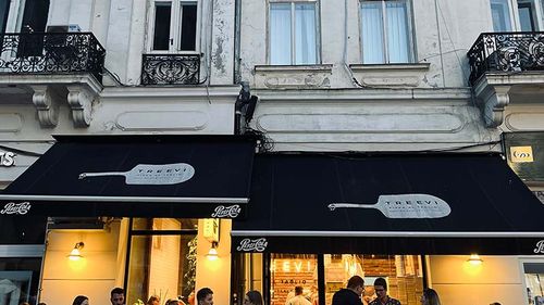 Cătălin Gheorghe, fondatorul rețelei de pizzerii Treevi, anunță lansarea unui proiect de amploare în zona Floreasca din Capitală. Va deschide un food hall cu peste 50 de restaurante și cafenele