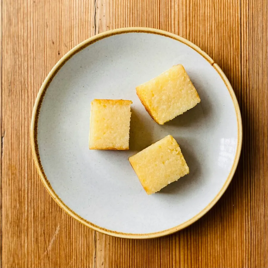 cornbread-malai-copt-reteta-americana-maioneza-paine-de-porumb-retete-rapide-garnitura-lapte-batut-bucatarie-americana-