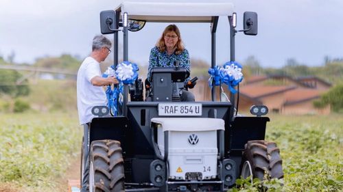 Conferinţa AgroVest: Cele mai importante probleme ale fermierilor -  instabilitatea vremii şi gestionarea fluxului de cereale