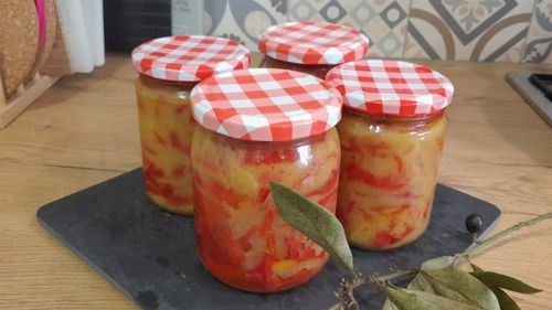 Rețetele Juanitei. Ardei gras la borcan cu sos de muștar. Merge minunat cu friptura de porc de Crăciun