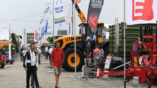 Peste 150 de expozanţi vor fi prezenţi la a 35-a ediţie a târgului Agromalim de la Arad/ Tehnologii agricole de ultimă generaţie, maşini, echipamente şi soluţii moderne pentru mecanizare