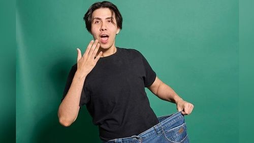 Un bărbat care a slăbit 45 de kilograme într-un an în timp ce se bucura de mâncărurile sale preferate a împărtășit cele 3 sfaturi-cheie pentru pierderea în greutate