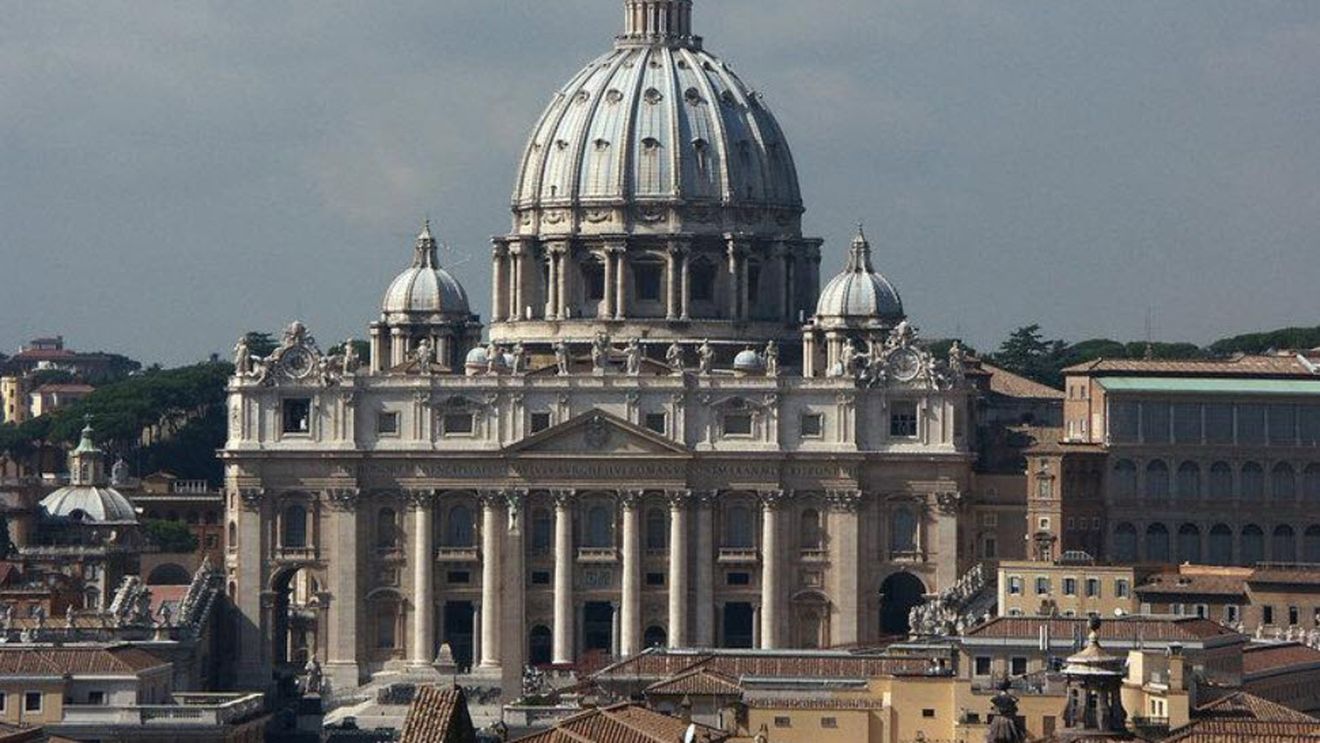 Un bistro pe terasa din vârful Bazilicii Sfântul Petru/ Proiectul era de anul trecut în planul Vaticanului, dar se va finaliza probabil până la sfârșitul acestui an