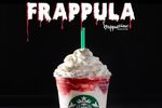 Starbucks are din nou în meniu „Frappula”, băutura inspirată de Dracula / Frappuccino-ul de Halloween combină vanilie, ciocolată și căpșuni