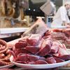 INS: Sacrificările și producția de carne au crescut în martie la porcine, ovine și păsări / În schimb, la bovine s-au înregistrat scăderi