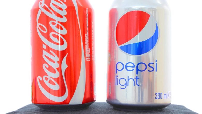 De ce Coca-Cola are gust mai intens, iar Pepsi pare mai dulce / Diferența stă în echilibrul dintre acizi, zahăr și bule