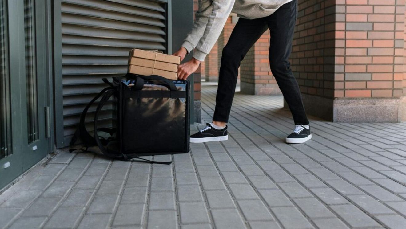 Peste 2,2 milioane de comenzi şi 70 de milioane de produse livrate de Freshful by eMAG în trei ani