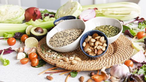 Proteina, marea provocare pentru vegetarieni / Cum poți ajunge să consumi 100 de grame de proteine pe zi fără carne sau ouă / Specialiștii explică ce trebuie să pui în farfurie