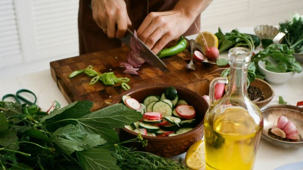 Ziua Mondială a Vegetarianismului | Dieteticianul Adina Rusu: Alimentaţia influenţează sănătatea şi lumea în care trăim