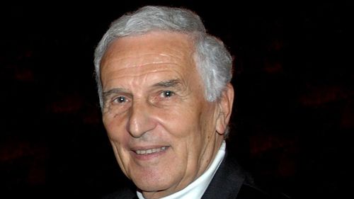 Un medic de 95 de ani dezvăluie cel mai important obicei alimentar care l-a ajutat să rămână sănătos și în formă