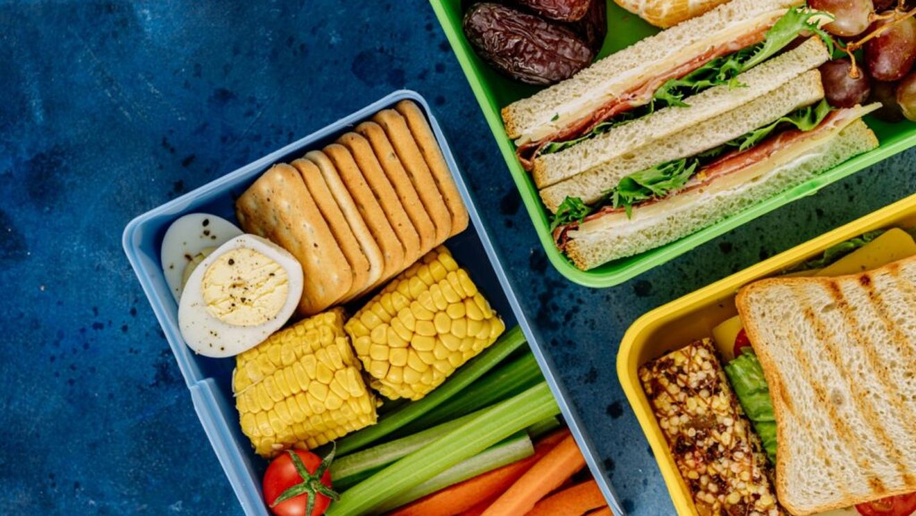 Un dietetician ne dezvăluie care sunt cele 5 alimente pe care nu ar trebui să le pui, niciodată, în pachețelul de prânz al copiilor
