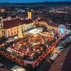 Sibiul se pregătește de Crăciun: au început decorările, iar localnicii pot participa la concursul „Oraș de Poveste”