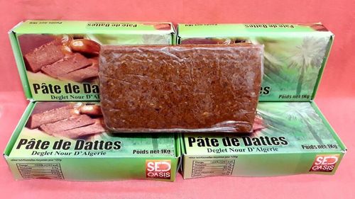 Și totuși, care e cel mai sănătos și la îndemână îndulcitor natural? Trei idei simple de desert cu pastă de curmale