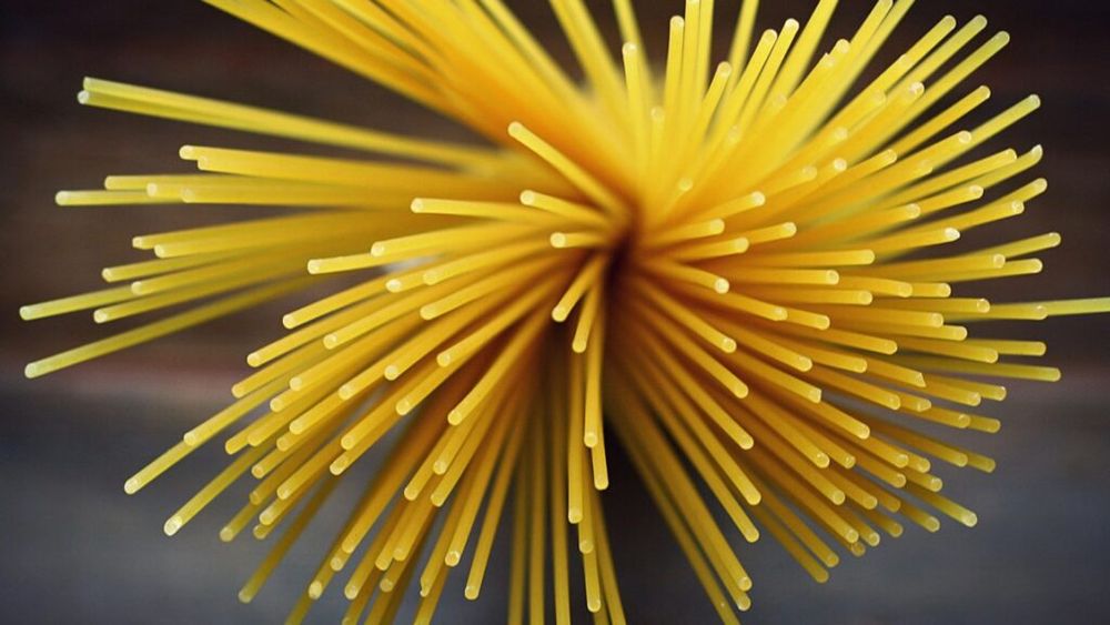 Industria agroalimentară din Italia, afectată masiv de fraudarea produselor originale/Imitarea aduce câștiguri mai mari decât cele încasate de operatorii economici din exportul legal/Clienții sunt atrași de prețul mai mic al falsurilor